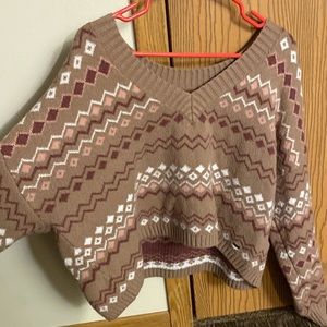 Sweater, fairly worn, cropped